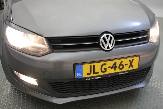 Volkswagen Polo view 28