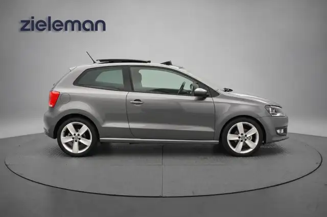 Volkswagen Polo view 16