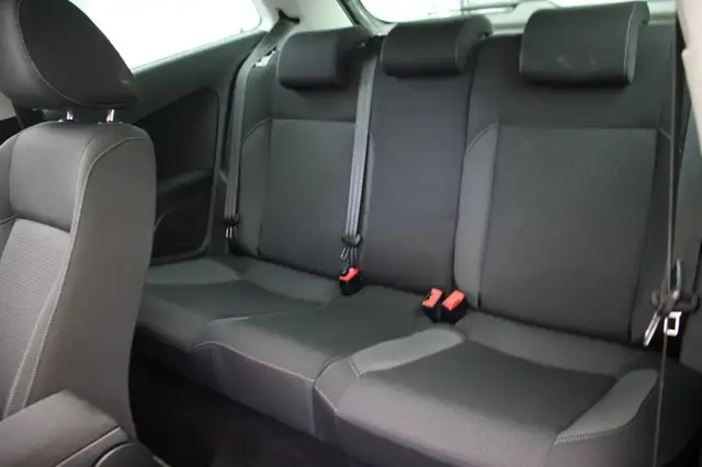 Volkswagen Polo view 11