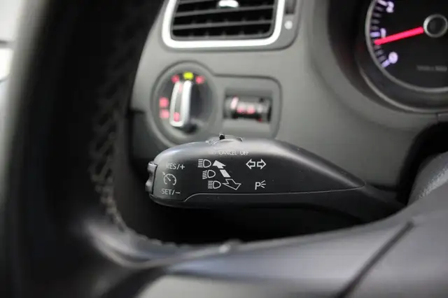 Volkswagen Polo view 7