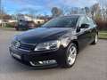Volkswagen Passat 1.6 TDI Lim. BlueMotion  SHZ PDC KLimaaut Fekete - thumbnail 1