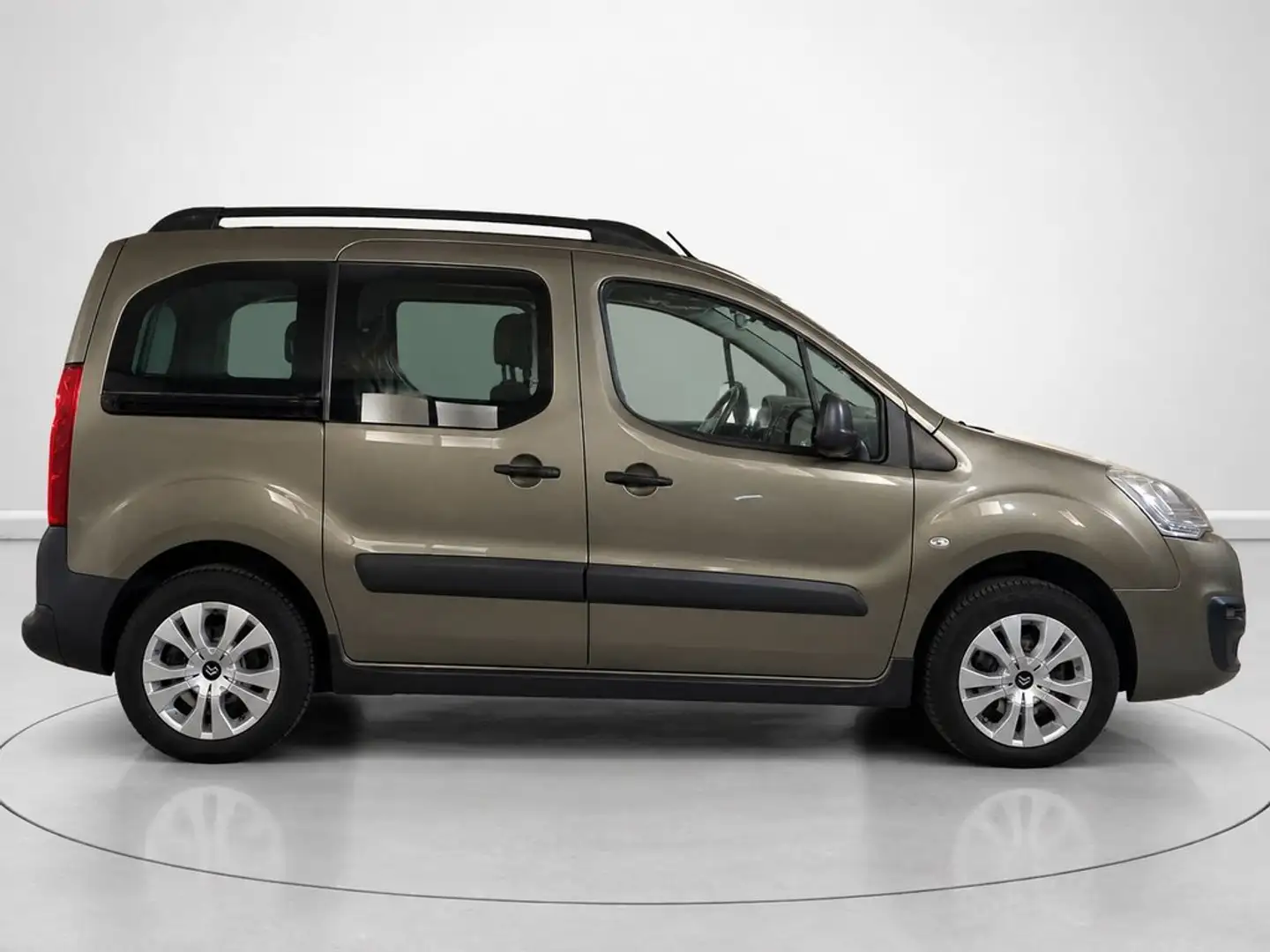 Citroen Berlingo B. Multispace 1.2 PureTech S&S 20 Anivers Marrón - 2