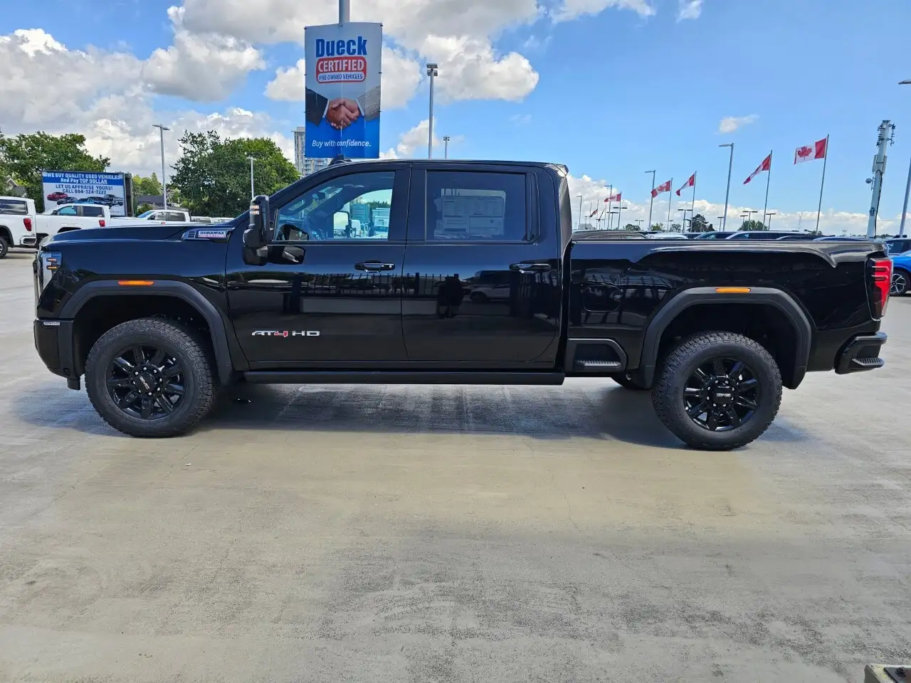 GMC Sierra 3500HD снимка GMC Sierra 3500HD