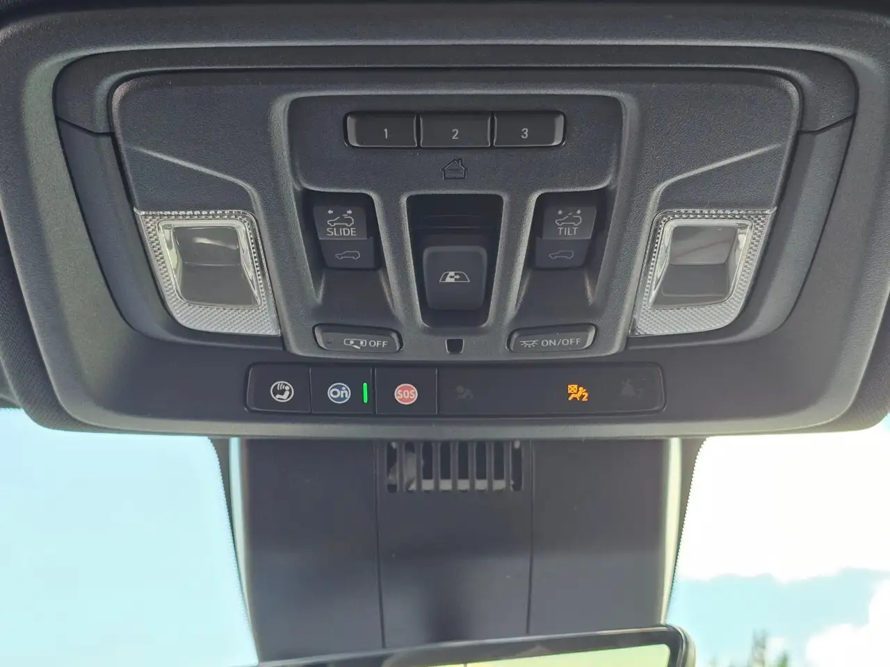 GMC Sierra 3500HD снимка GMC Sierra 3500HD