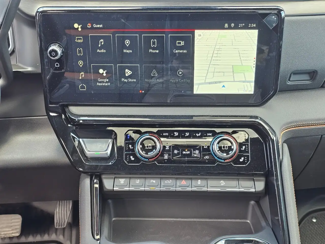 GMC Sierra 3500HD снимка GMC Sierra 3500HD