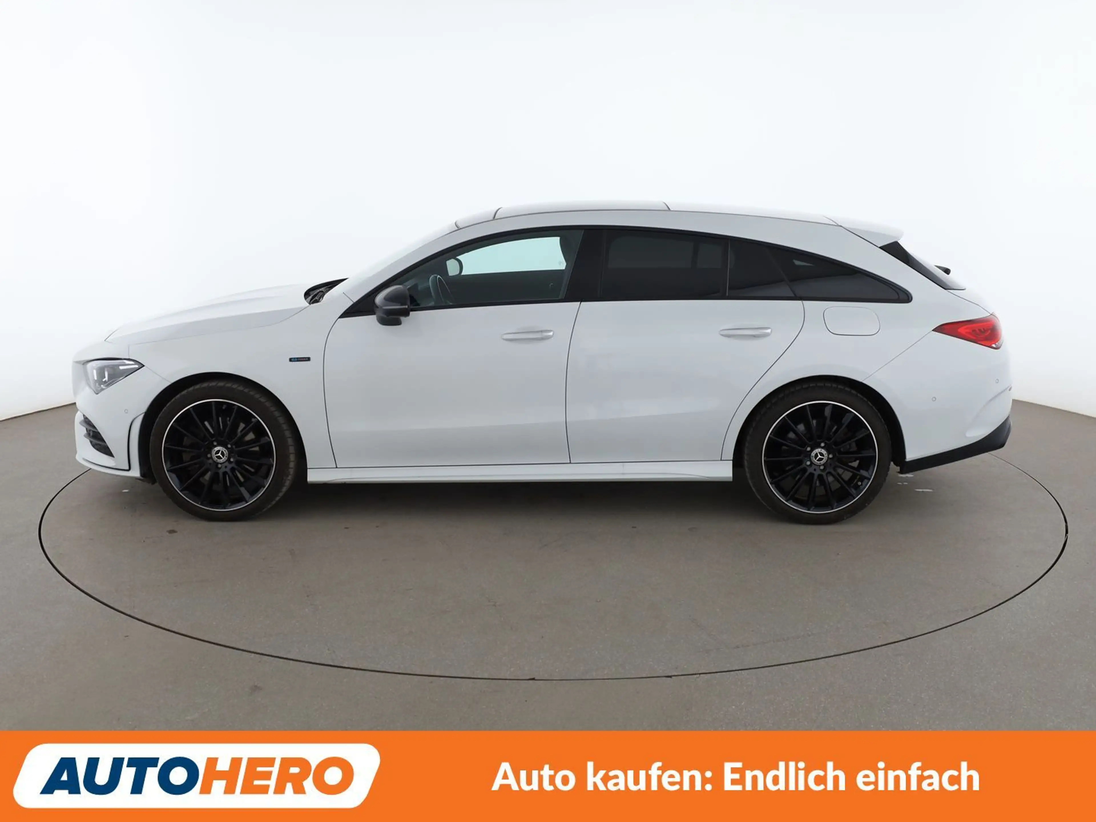 Mercedes-Benz CLA 250 CLA 250e Shooting Brake AMG Line Aut.*NAVI*LED*ACC — photo 3