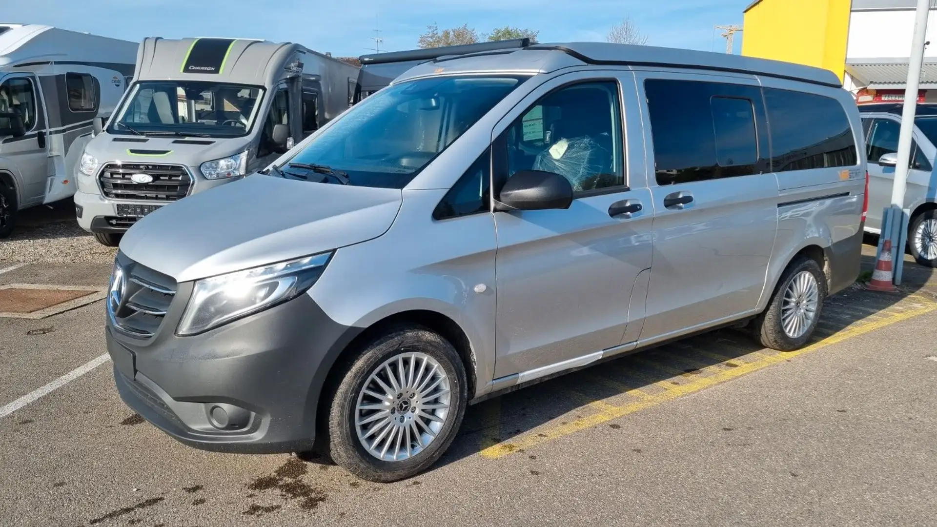 Pössl Vanstar Vito 119CDI 4x4 LED Distronic Silber - 2