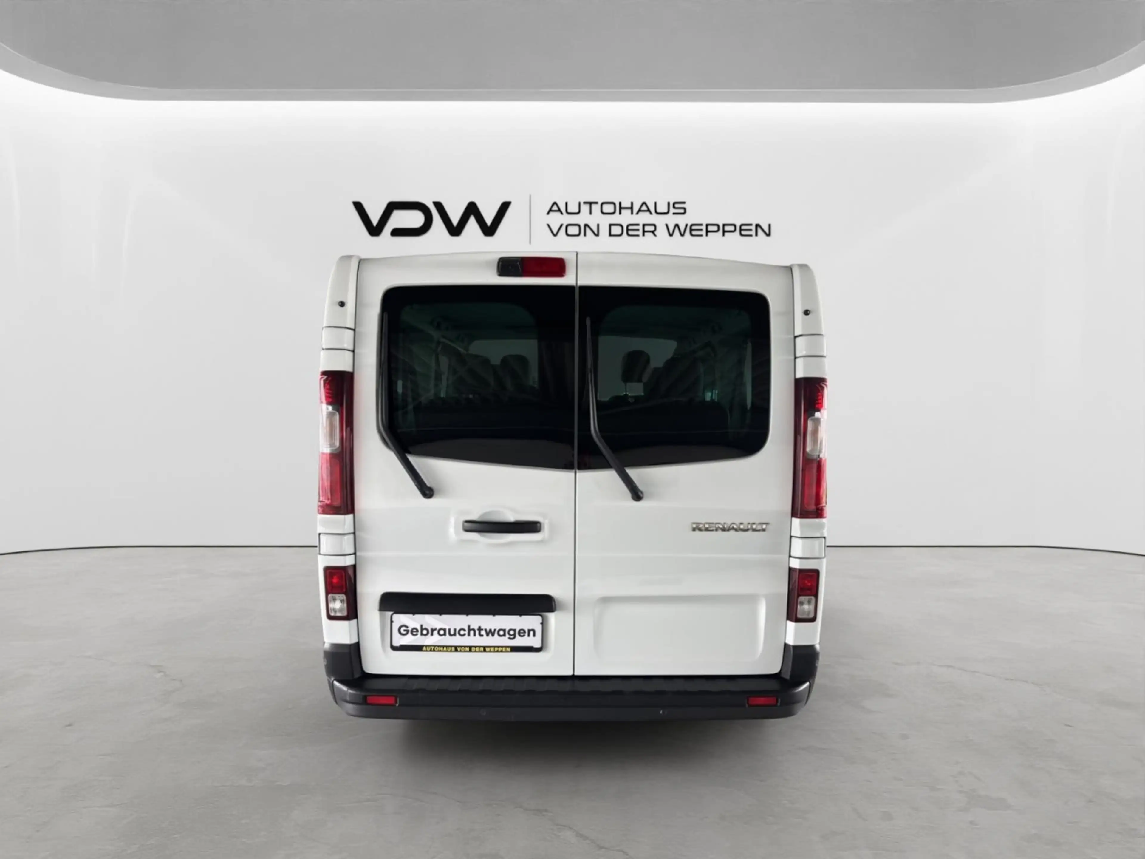 Renault Trafic Combi L2H1 3,0t Life 8-Sitzer Rückfahrk. Klima — photo 6