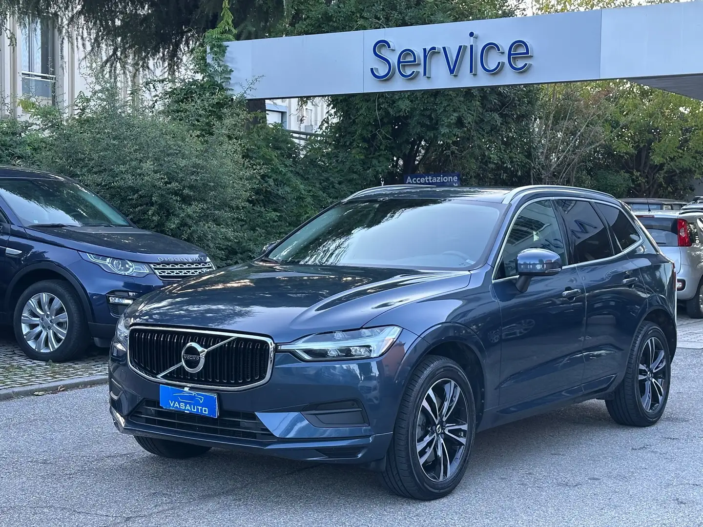 Volvo XC60 XC60 B4 (d) AWD Geartronic Inscription Grau - 2