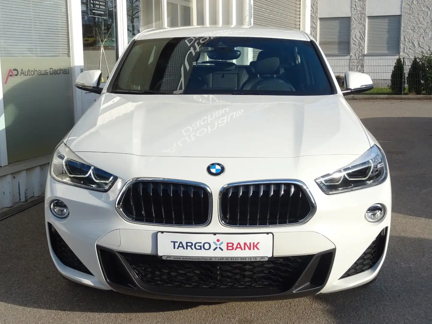BMW X2 sDrive20d Aut M Sportpaket 19" Navi Leder LED Weiß - 2
