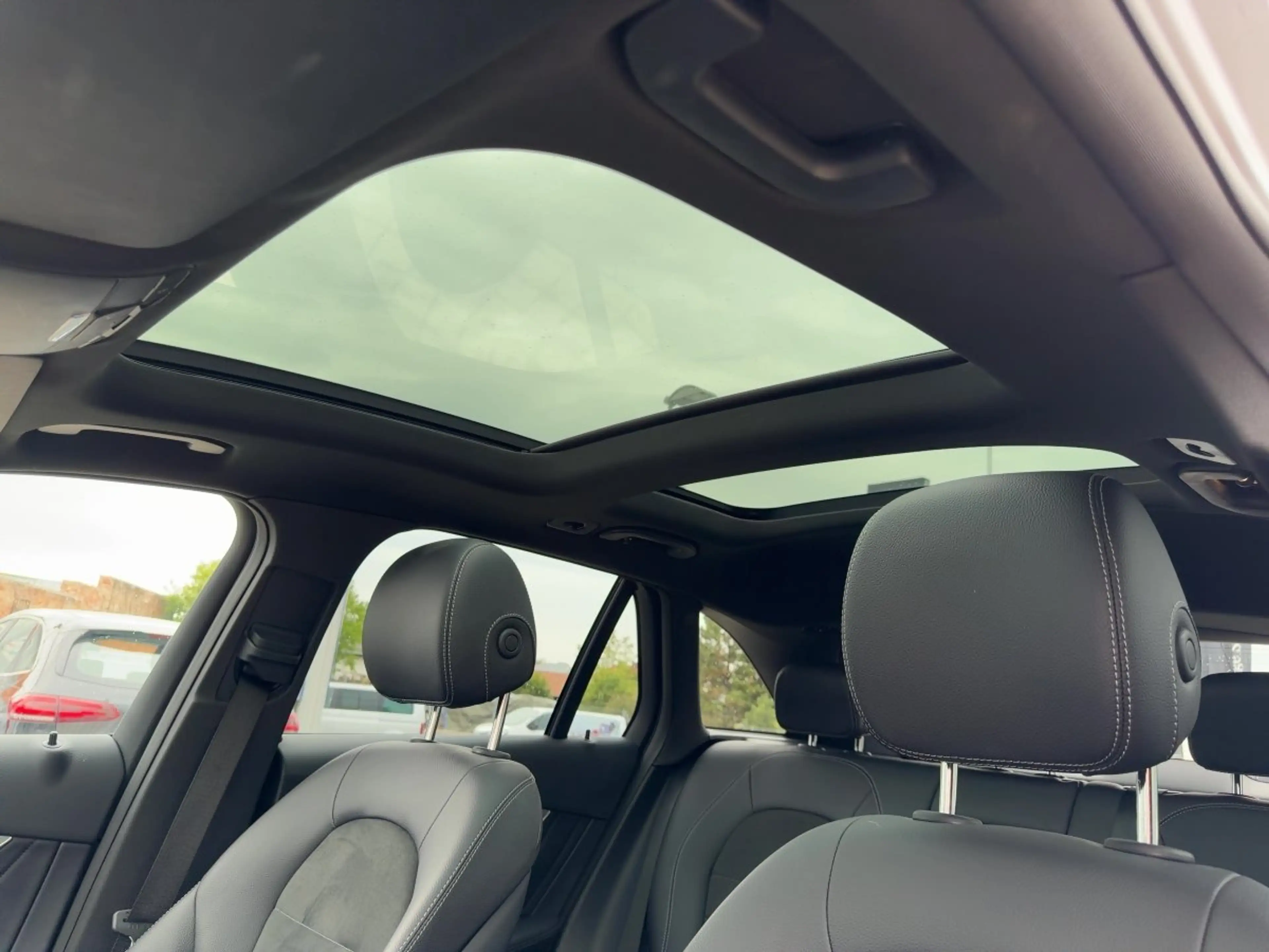 Mercedes-Benz GLC 220 d 4MATIC AMG-Line — photo 13