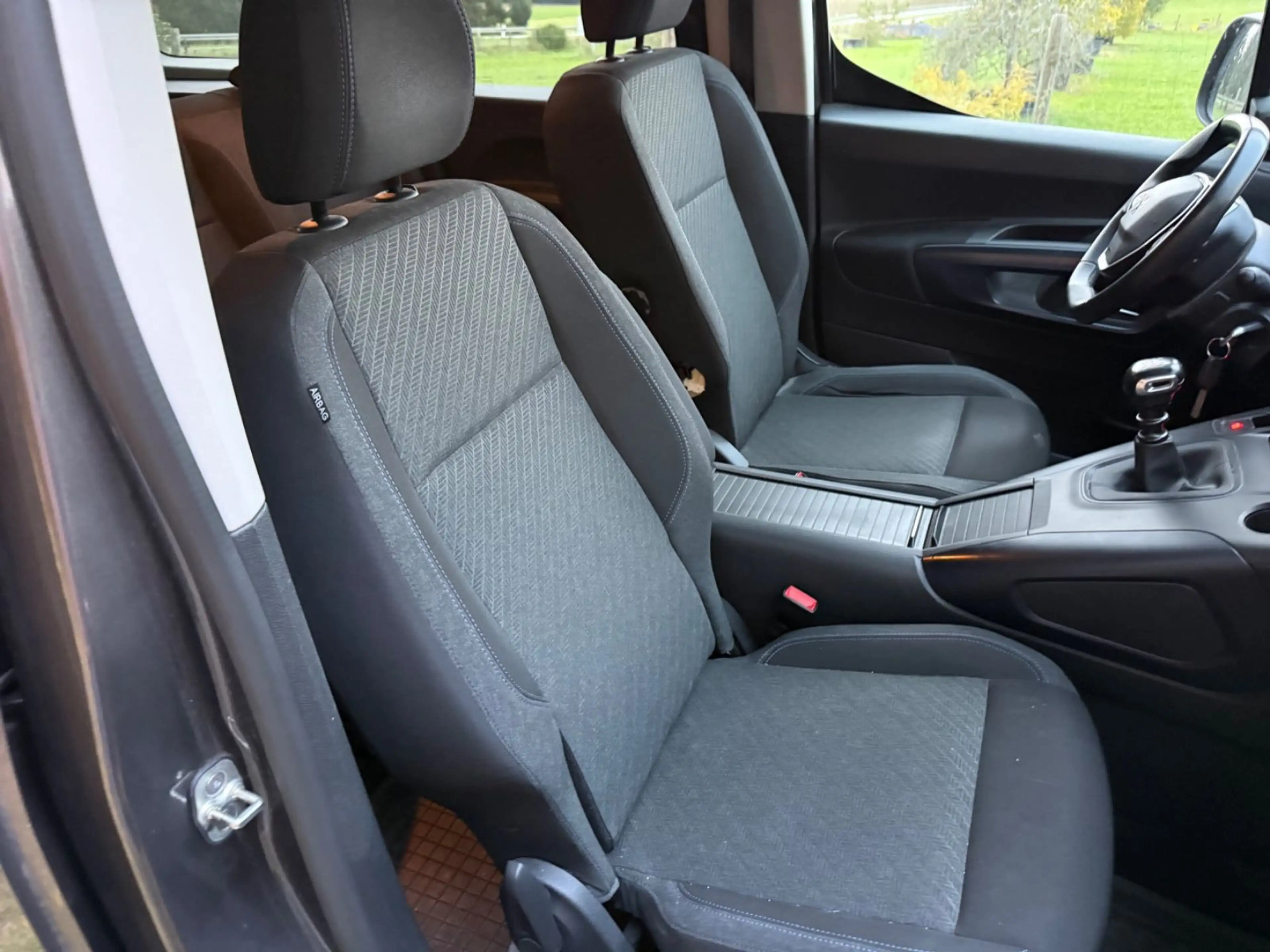 Peugeot Rifter Active L2 Austauschmotor AHK HU/AU 4.2028 — photo 14