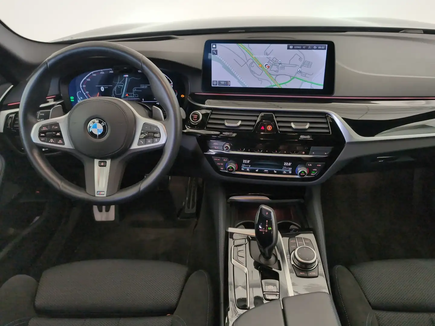 BMW 530 i xDrive Touring M Sportpaket Laser/HeadUp Laser/H Schwarz - 2