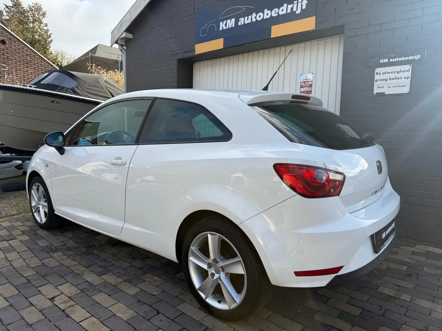 SEAT Ibiza SC 1.4 Stylance*Clima*PDC*Cruise*LM*Apk* Weiß - 2