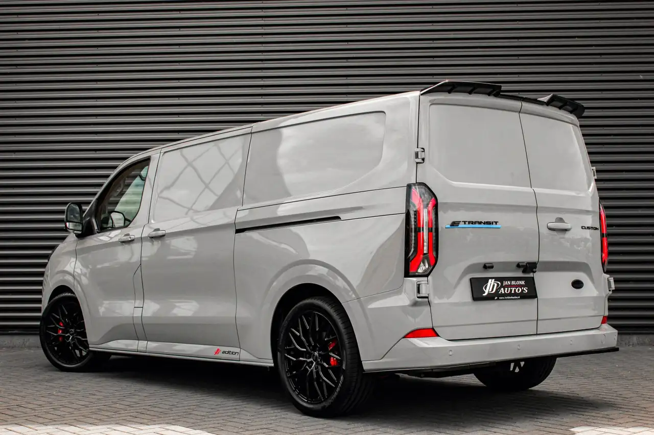 Ford E-Transit 2026
