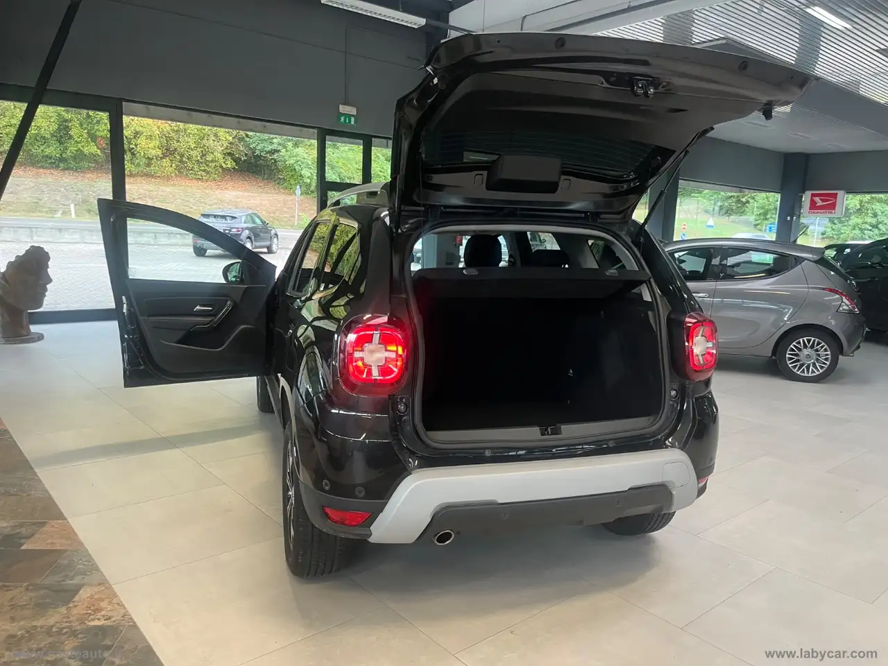 Dacia Duster 1.0 TCe 100 CV ECO-G 4x2 Prestige 50000 KM A GPL, миниатюра 16