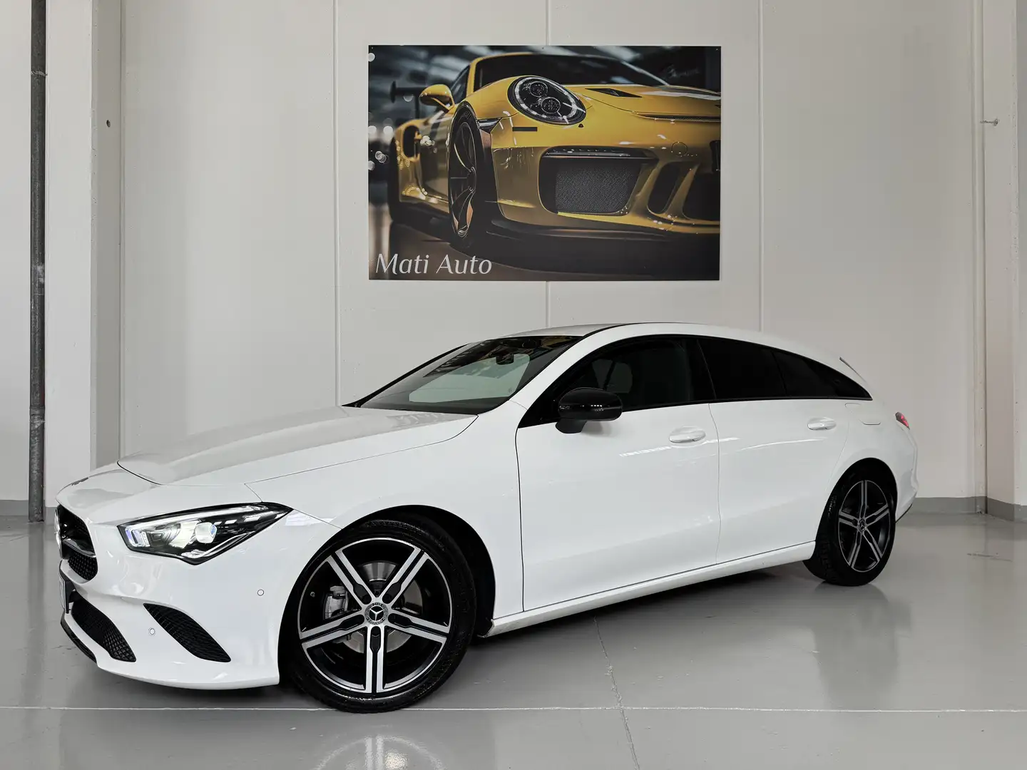 Mercedes-Benz CLA 200 Shooting Brake d Sport auto Bianco - 2