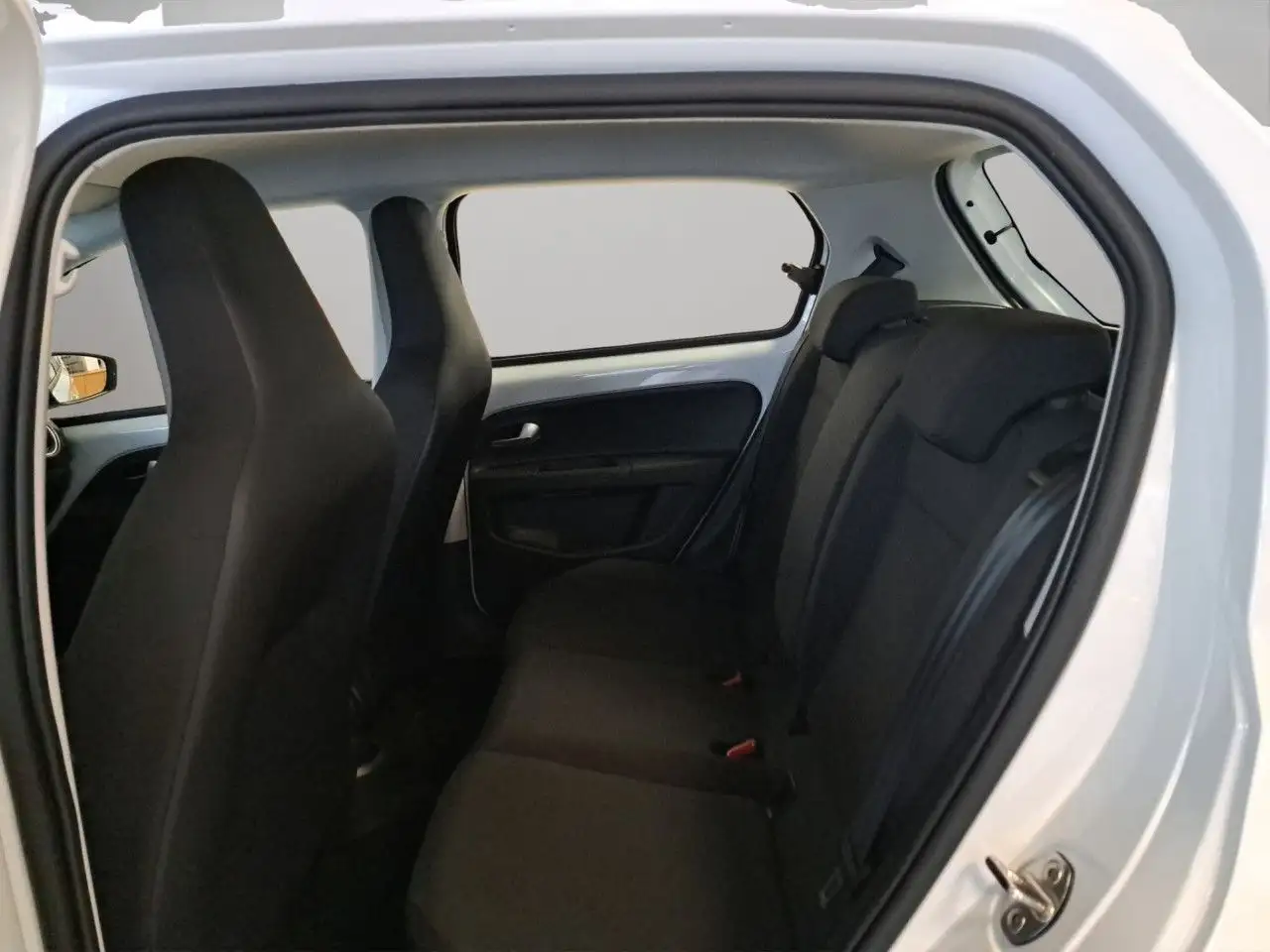 Volkswagen up! move 1.0l Bluetooth Klima el. Fenster 8
