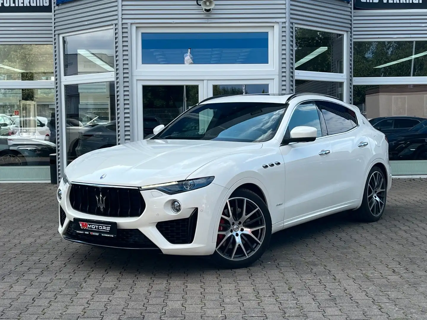 Maserati Levante Q4 Panorama F1 SHZ Harman Kardon Memory Weiß - 1