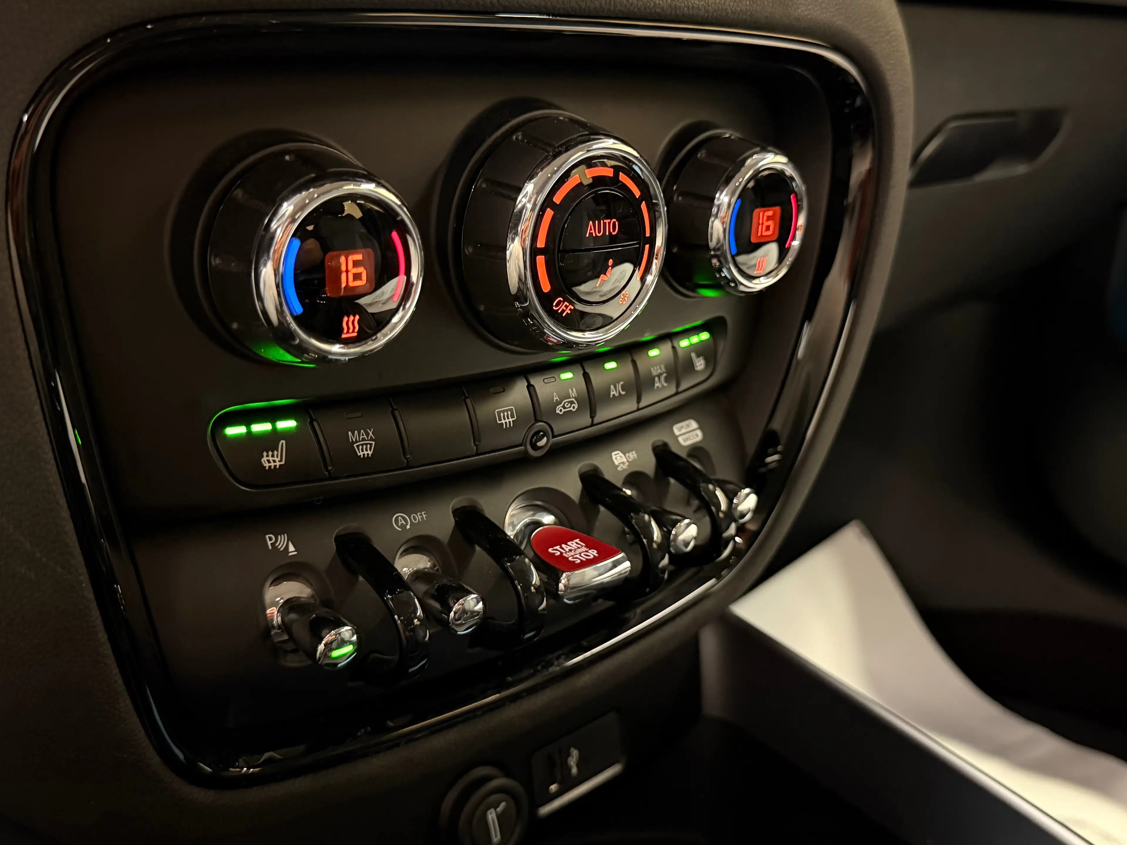 MINI Cooper D Clubman 2.0D ** GARANTIE 12 MOIS ** — photo 12