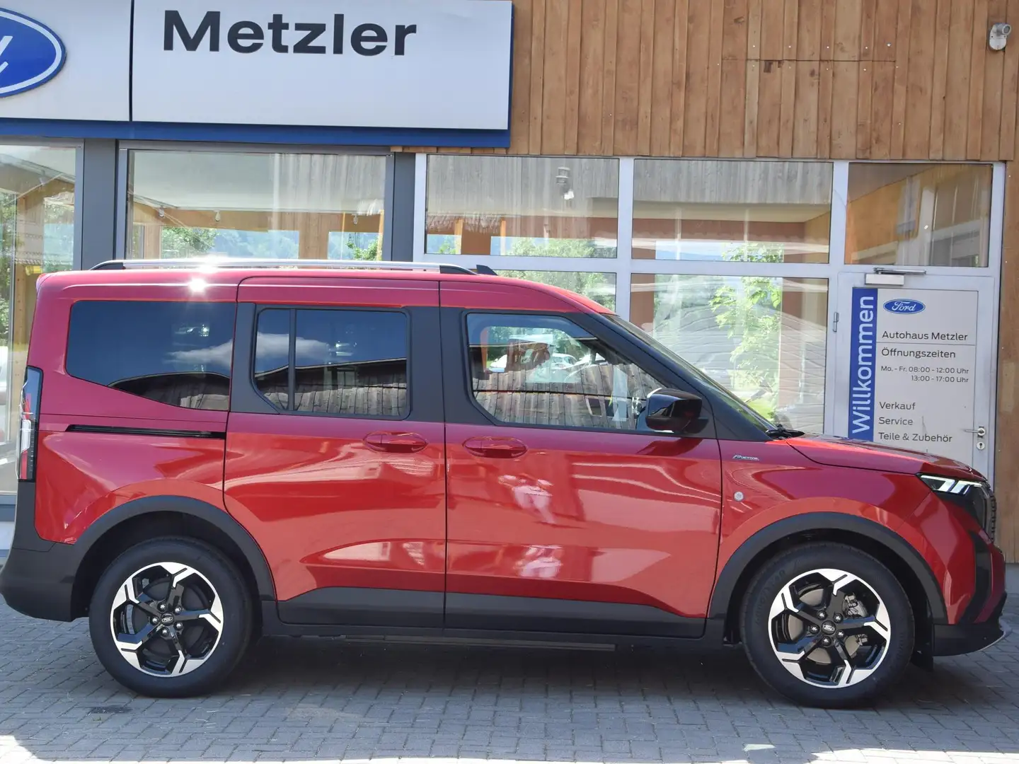 Ford Tourneo Courier BEV Active Rot - 1