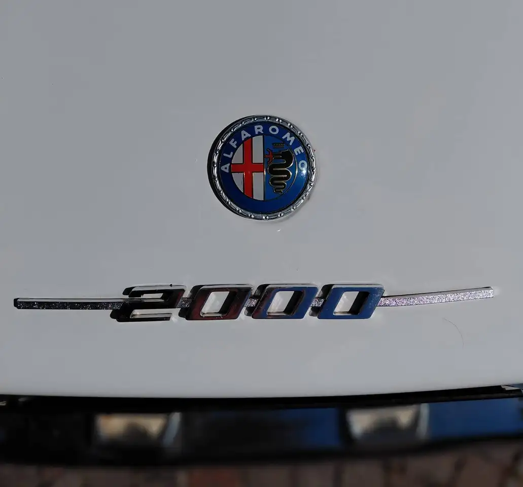 Alfa Romeo GT 2000, foto 4