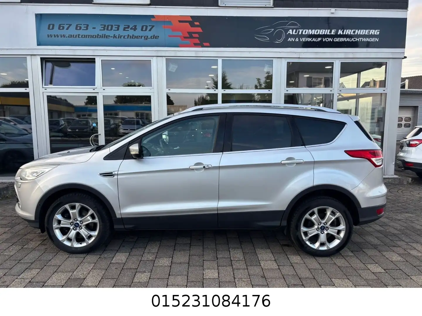 Ford Kuga Titanium+Bi-Xenon+Pano+Leder+Tempo+PDC+AHK+ Grau - 2