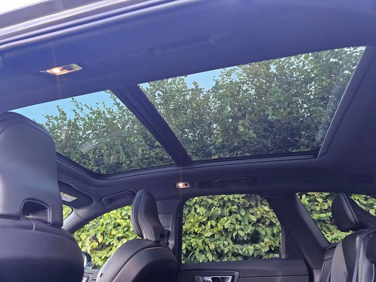 Volvo XC60 Plug in hybrid R design Black pack 360 CAMERA PANO MEMORY STUUR ZETELVERWARMING, миниатюра 16