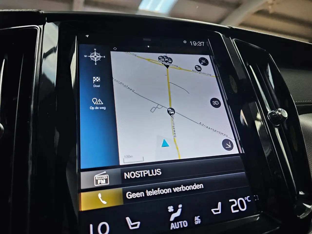 Volvo XC60 Plug in hybrid R design Black pack 360 CAMERA PANO MEMORY STUUR ZETELVERWARMING, миниатюра 12