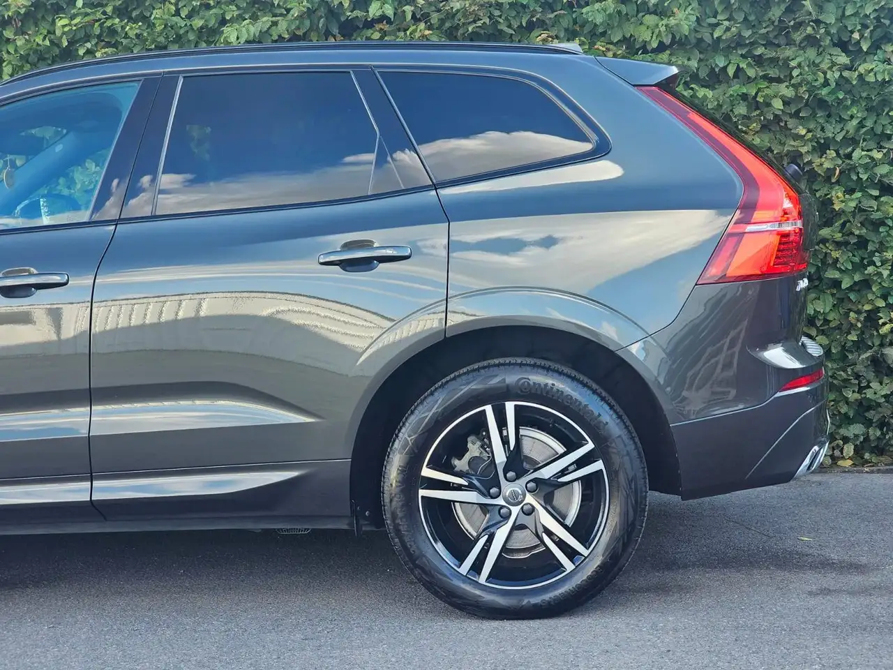 Volvo XC60 Plug in hybrid R design Black pack 360 CAMERA PANO MEMORY STUUR ZETELVERWARMING, миниатюра 22