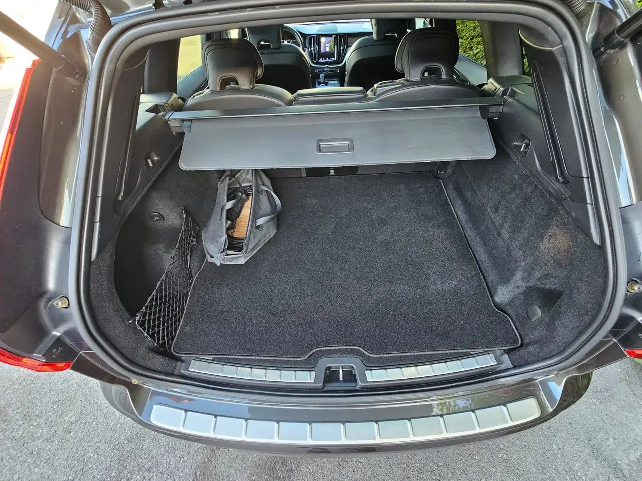 Volvo XC60 Plug in hybrid R design Black pack 360 CAMERA PANO MEMORY STUUR ZETELVERWARMING, миниатюра 18