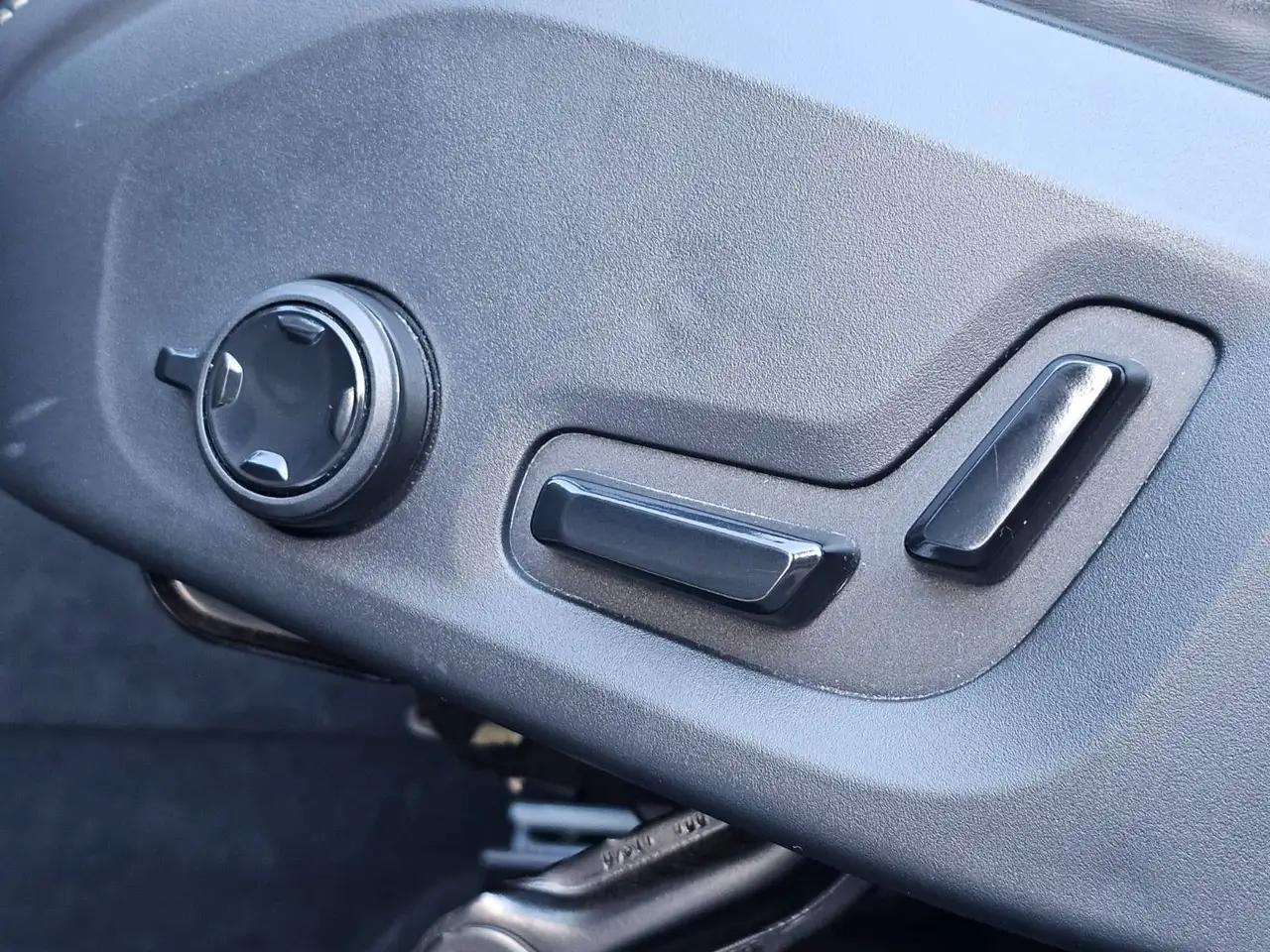 Volvo XC60 Plug in hybrid R design Black pack 360 CAMERA PANO MEMORY STUUR ZETELVERWARMING, миниатюра 19