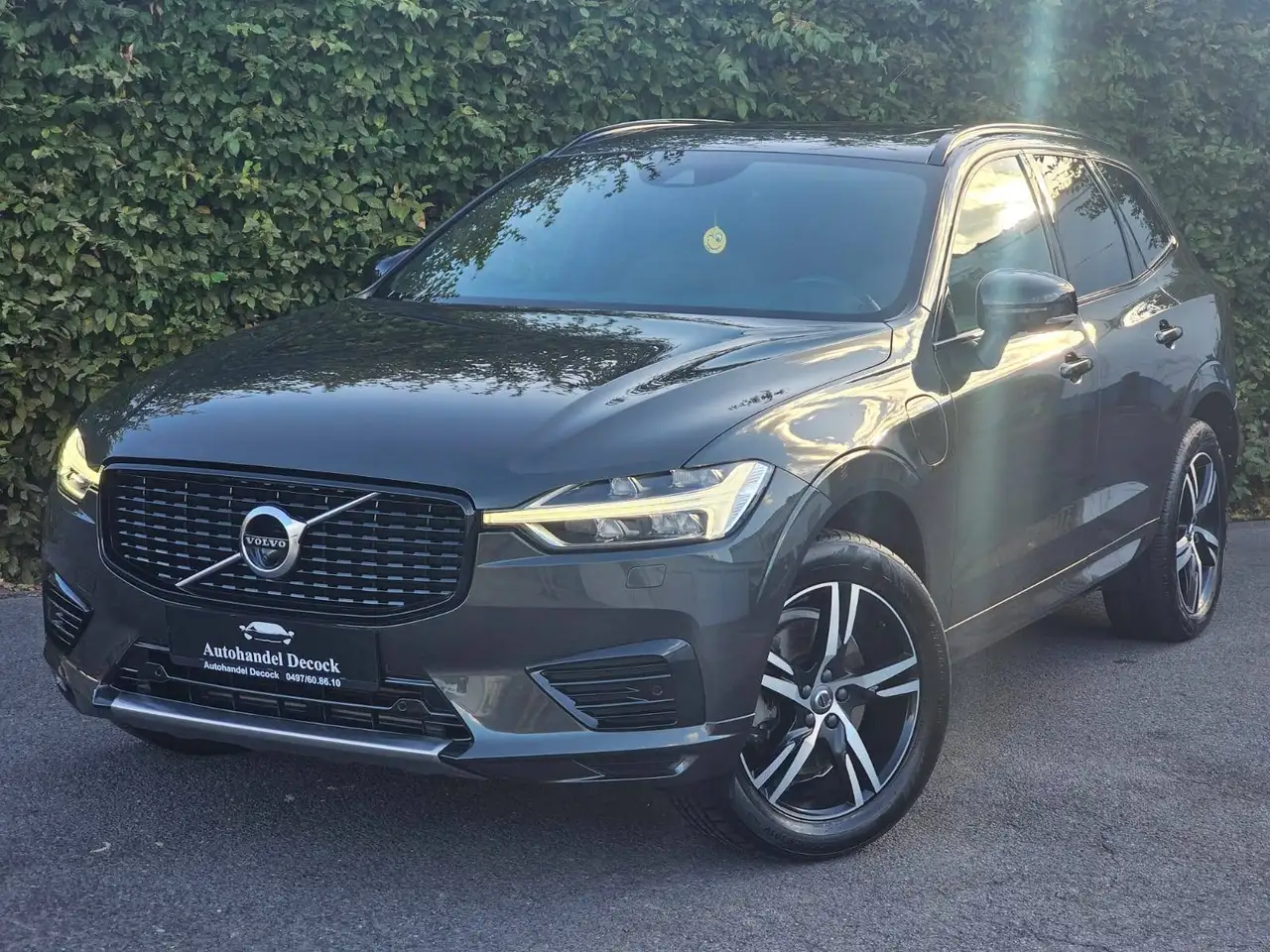 Volvo XC60 Plug in hybrid R design Black pack 360 CAMERA PANO MEMORY STUUR ZETELVERWARMING
