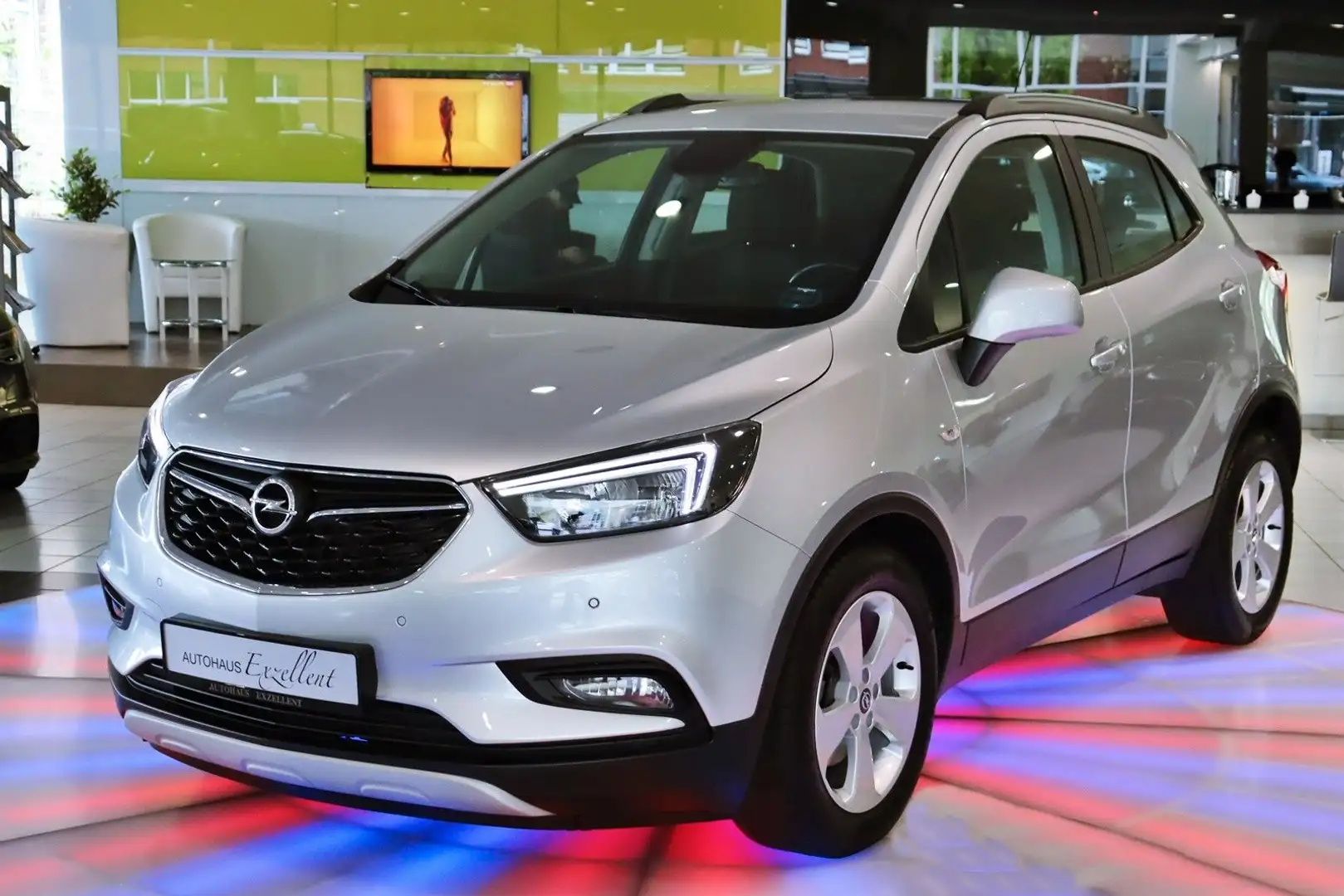 Opel Mokka X Edition Automatik*KLIMAAUT*NAVI*SHZ*ALU* Silber - 1