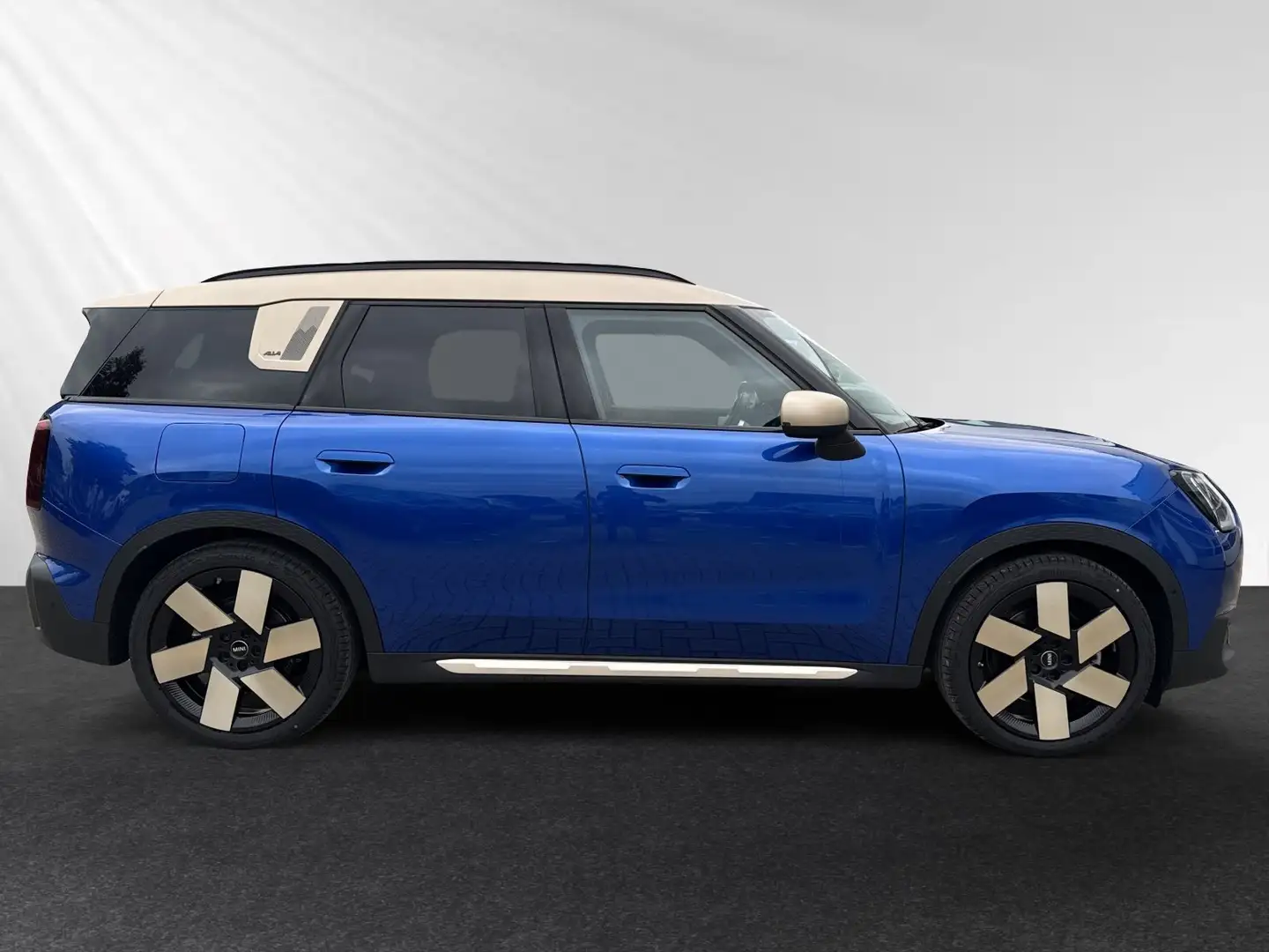 MINI Cooper SE Countryman Countryman SE ALL4 Sonderfinanzierung mit 0,49 % e Blau - 2