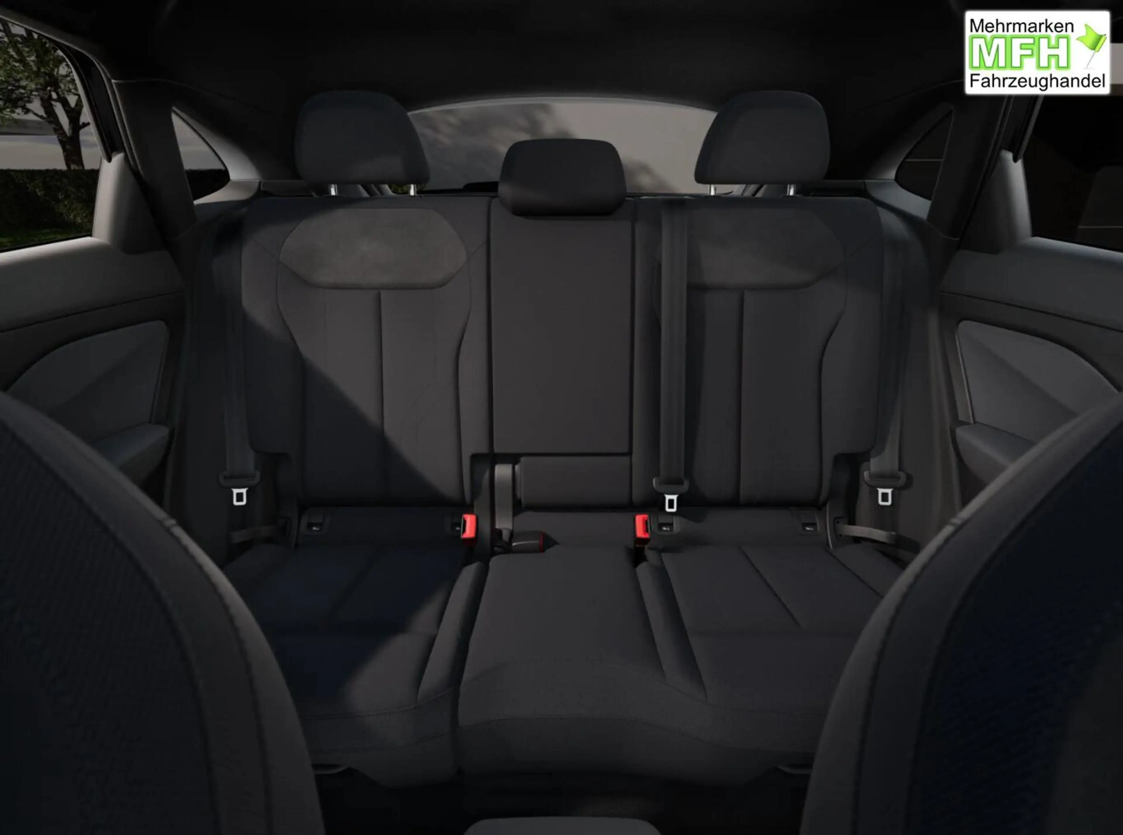 Audi Q3 Sportback quattro 2xS line Pano Tech+ KlimaP 19... — photo 5