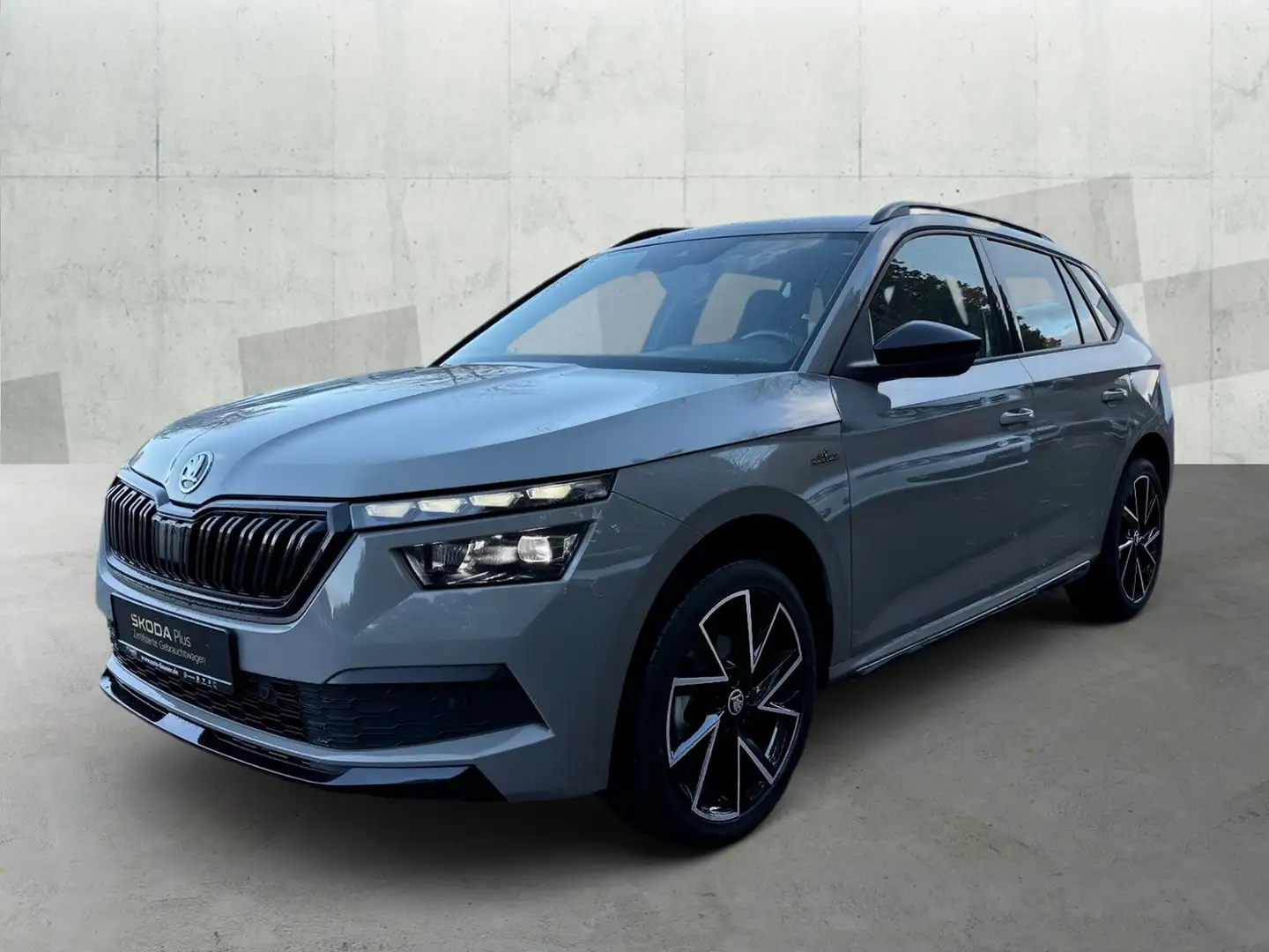 Skoda Kamiq 1.5 TSI DSG MONTE CARLO *AHK *PANO *LED *ACC *VIR Gris - 2