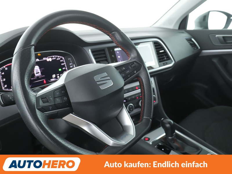 SEAT Ateca 2.0 TDI FR Aut.*NAVI*LED*ACC*PDC*SHZ* — photo 11