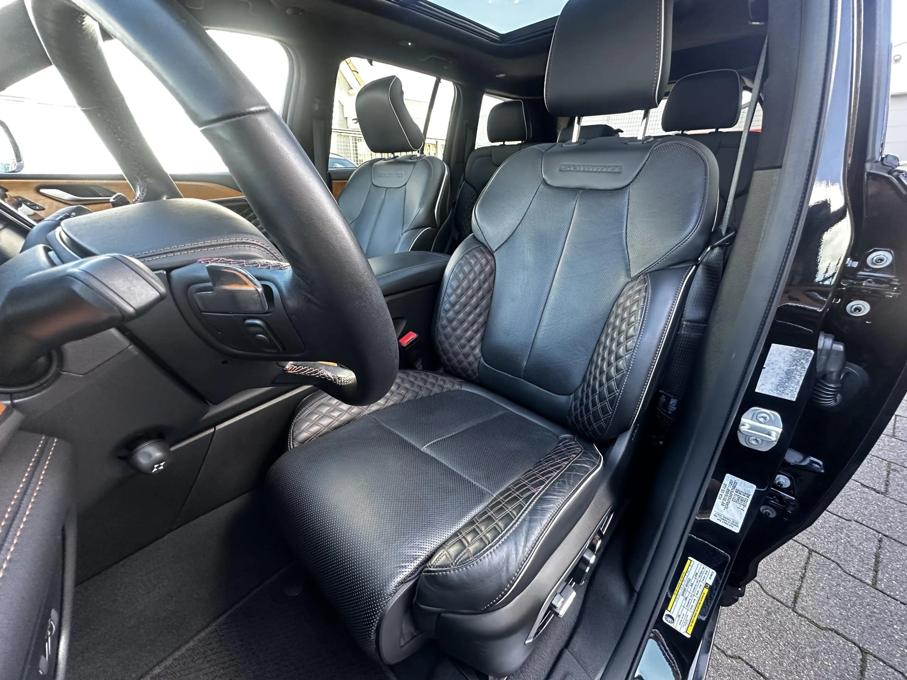 Jeep Grand Cherokee 2.0 Summit Reserve 4xe — photo 16