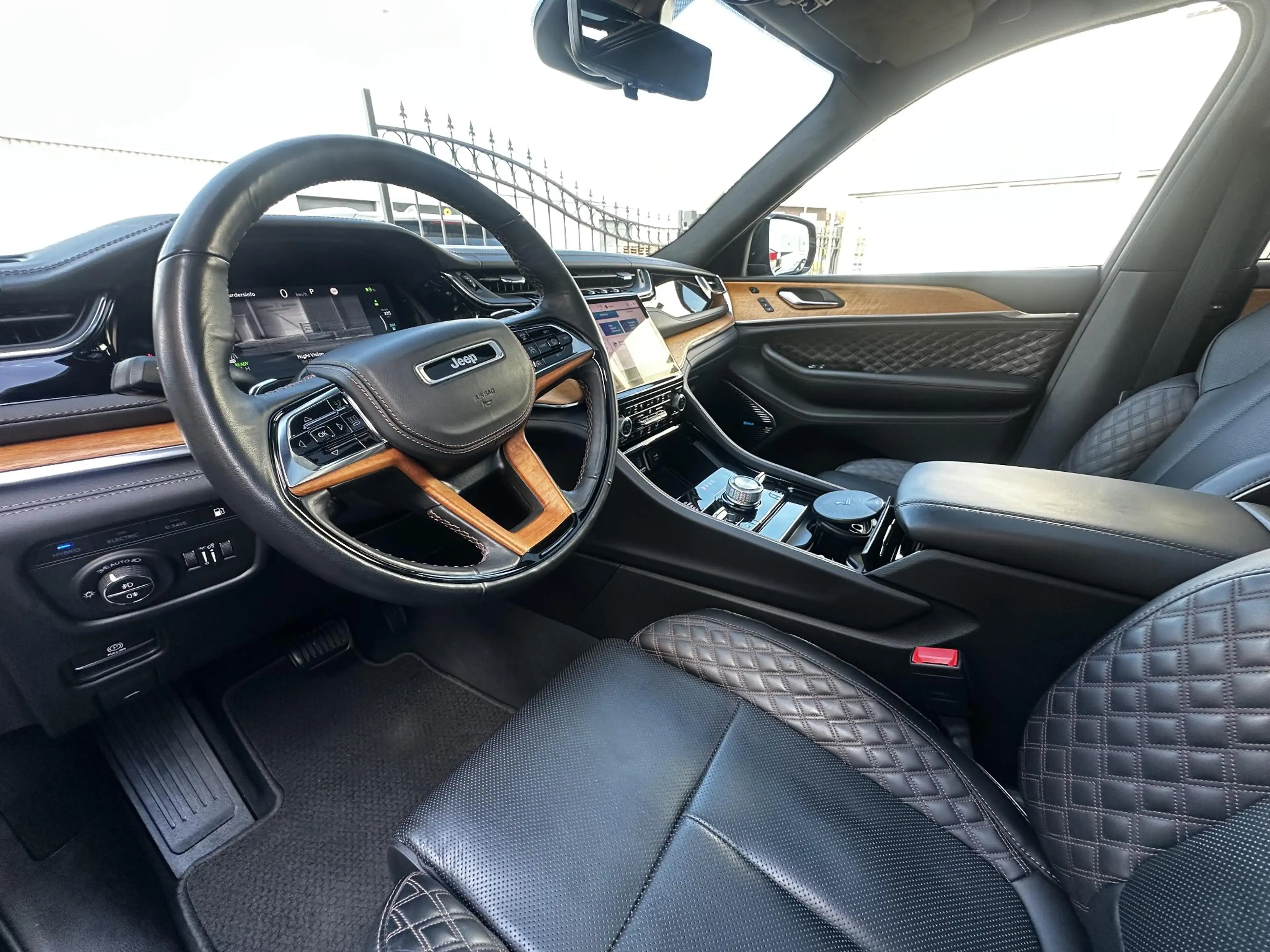 Jeep Grand Cherokee 2.0 Summit Reserve 4xe — photo 14