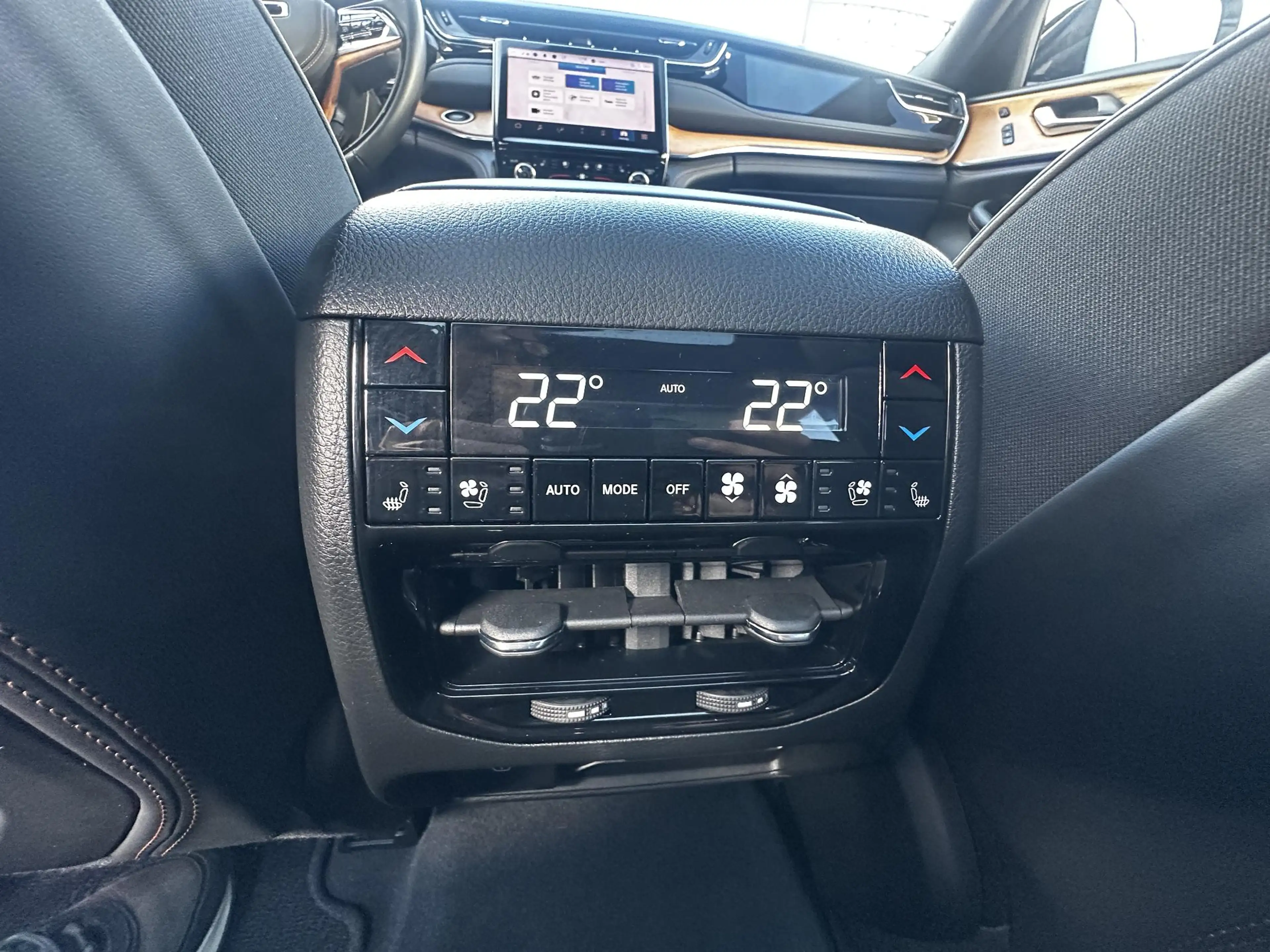 Jeep Grand Cherokee 2.0 Summit Reserve 4xe — photo 19