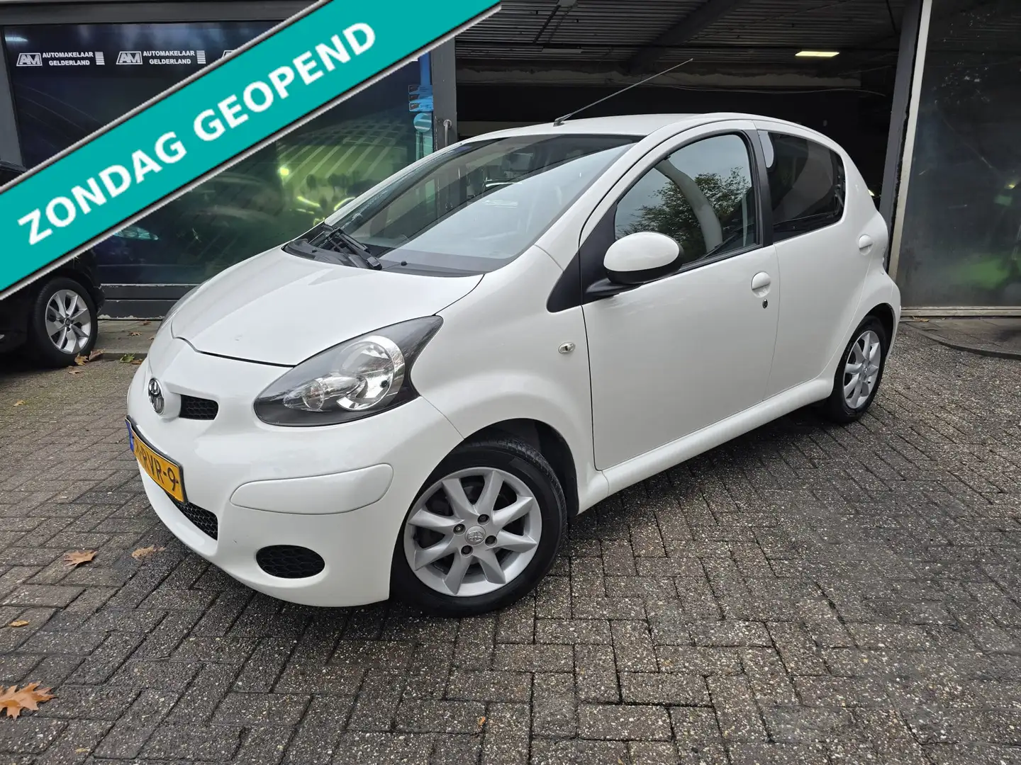 Toyota Aygo 1.0-12V Comfort Navigator | AUTOMAAT | 2E EIGENAAR Blanc - 1