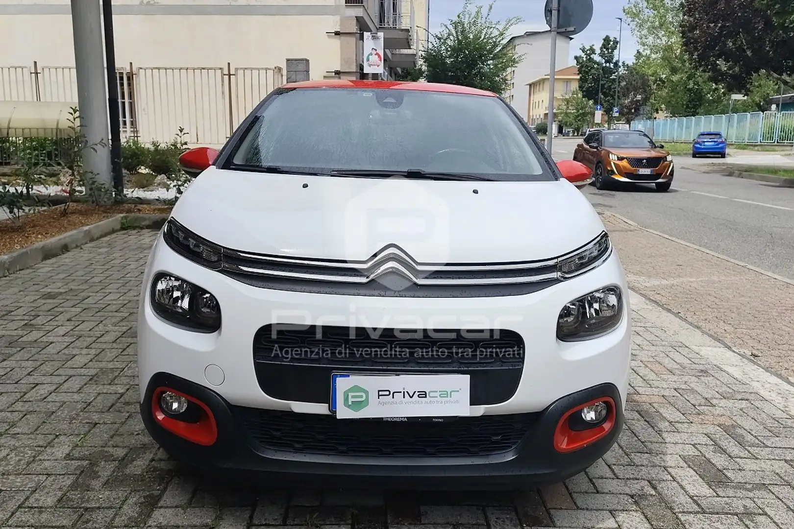 Citroen C3 C3 PureTech 82 GPL Shine Weiß - 2