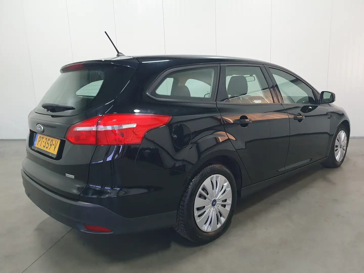 Ford Focus Wagon 1.0 Lease Edition PDC/NAV/CRUISE/AIRCO Negro - 2