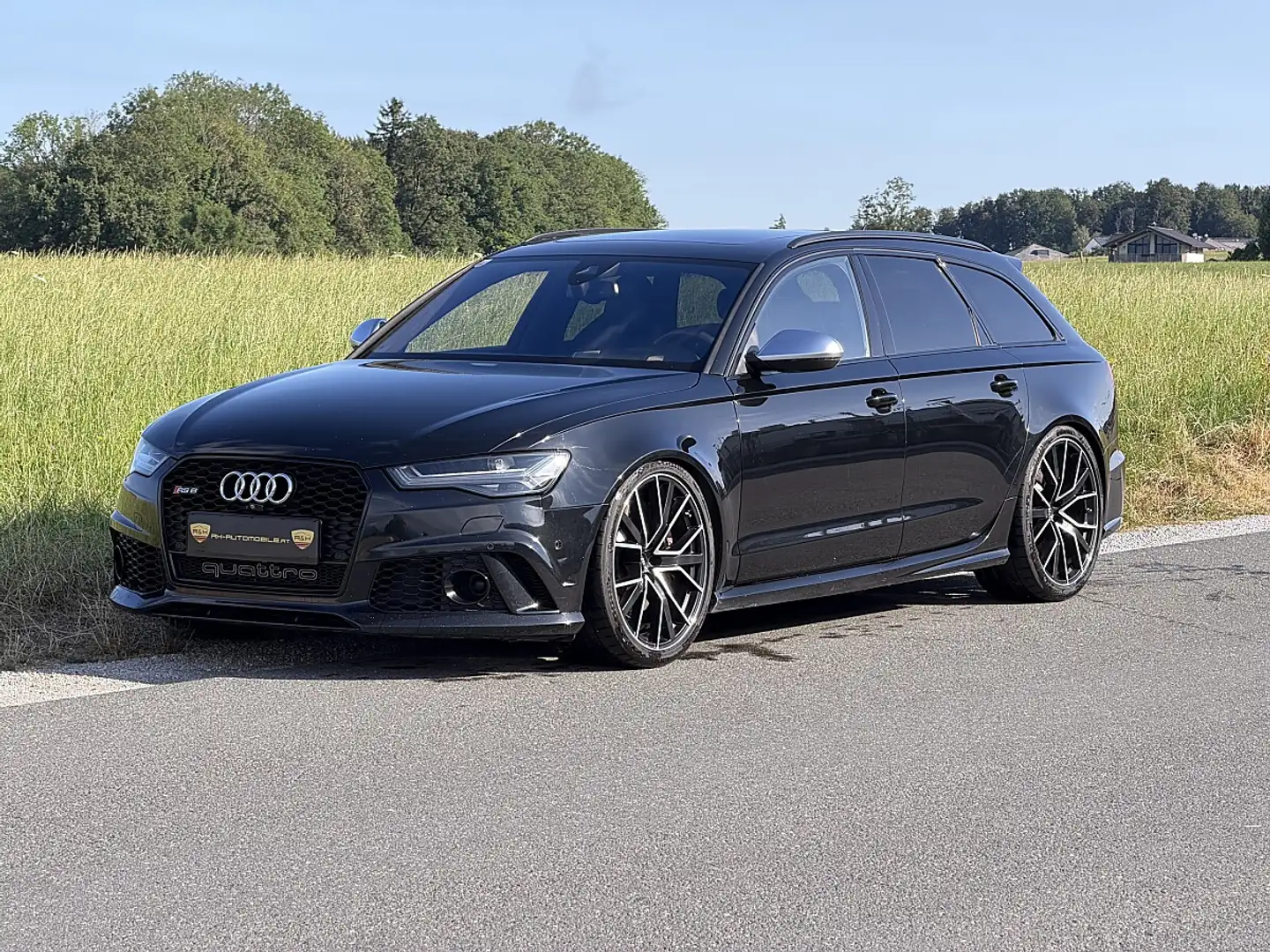 Audi RS6 Avant 4,0 TFSI COD tiptronic *Luft*Matrix*Pano*... Schwarz - 1