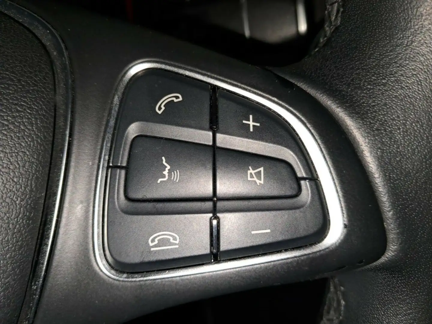Mercedes-Benz B 200 d - 2