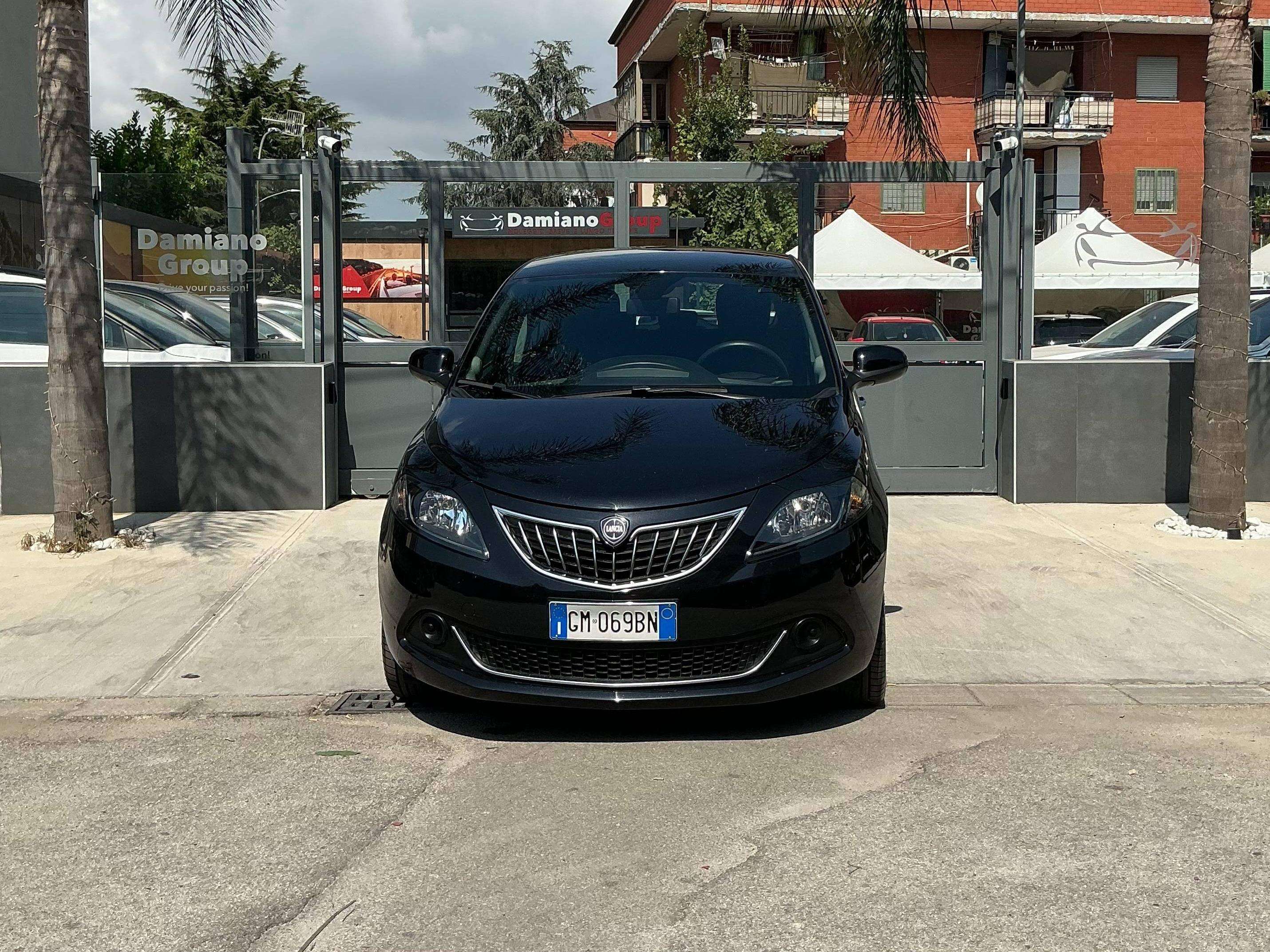 Lancia Ypsilon