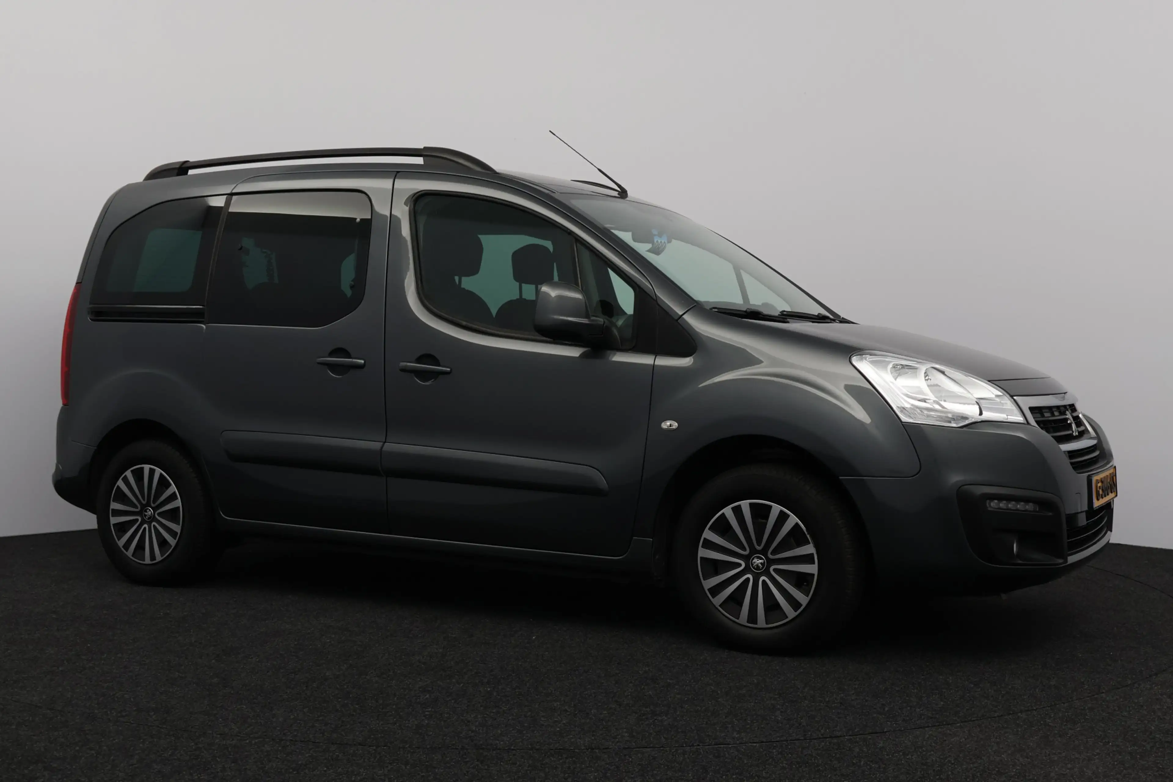 Peugeot Partner Tepee 1.2 PureTech Active/ D-Riem verv: 95.000 KM! — photo 17