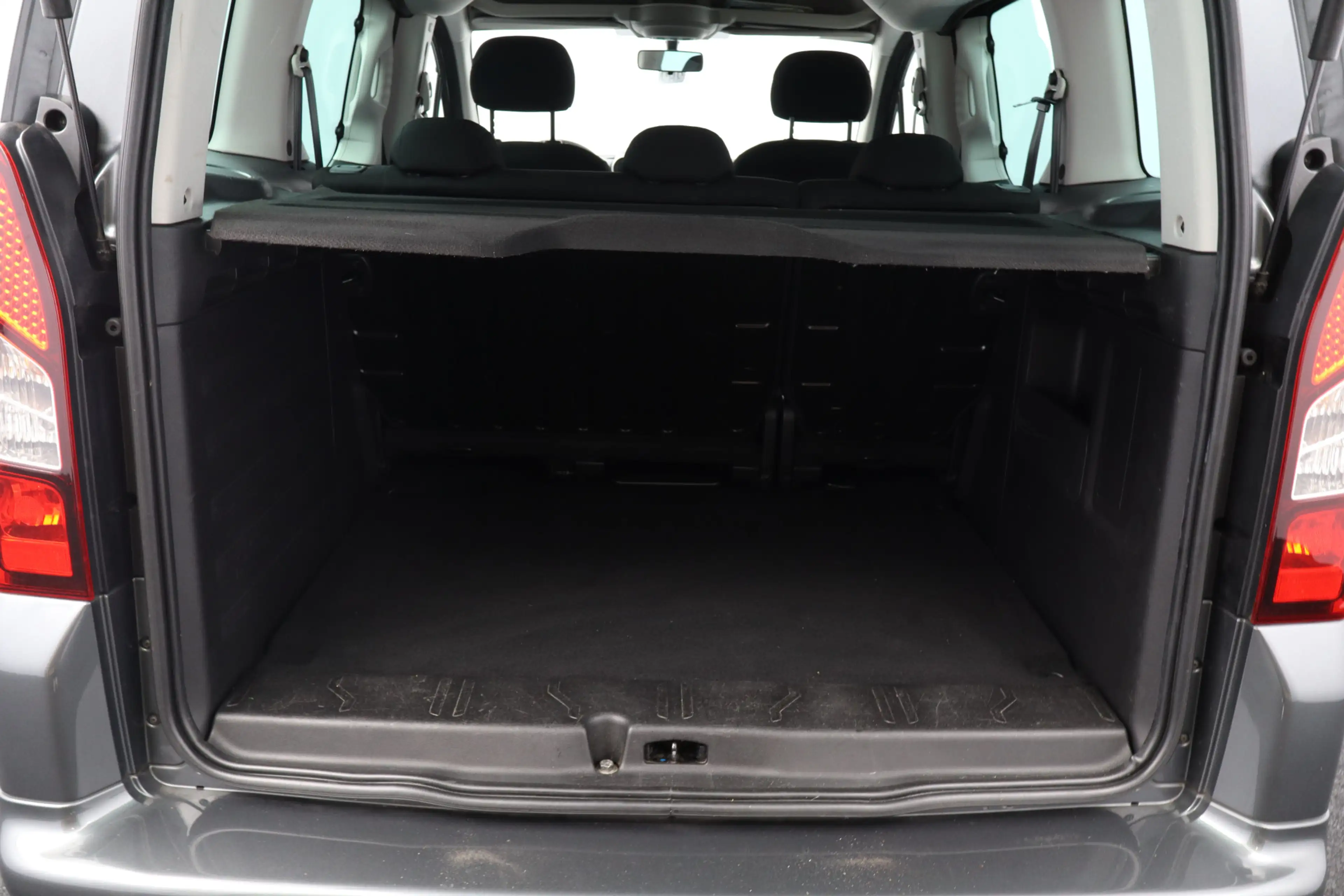 Peugeot Partner Tepee 1.2 PureTech Active/ D-Riem verv: 95.000 KM! — photo 34
