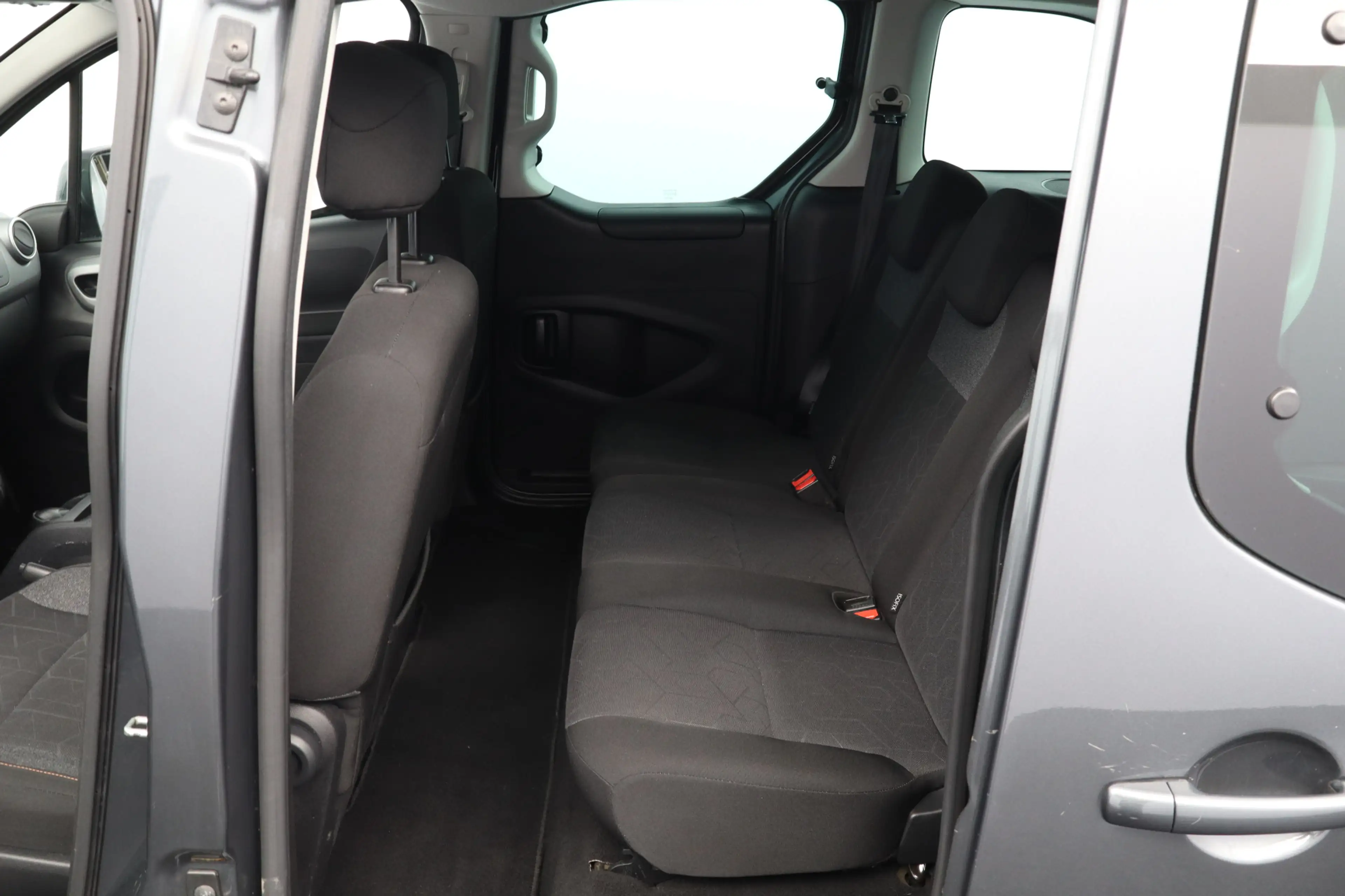 Peugeot Partner Tepee 1.2 PureTech Active/ D-Riem verv: 95.000 KM! — photo 42